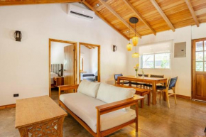 Casa PlayaAzul, walk to the beach, 3 rooms